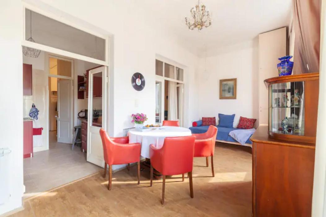 Comfy Aparthotel *